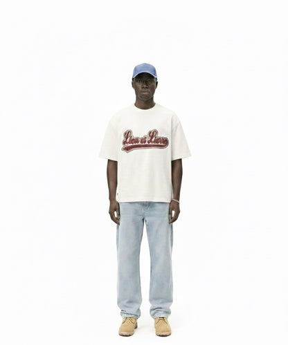 The Léon Baseball Script Tee (Red)