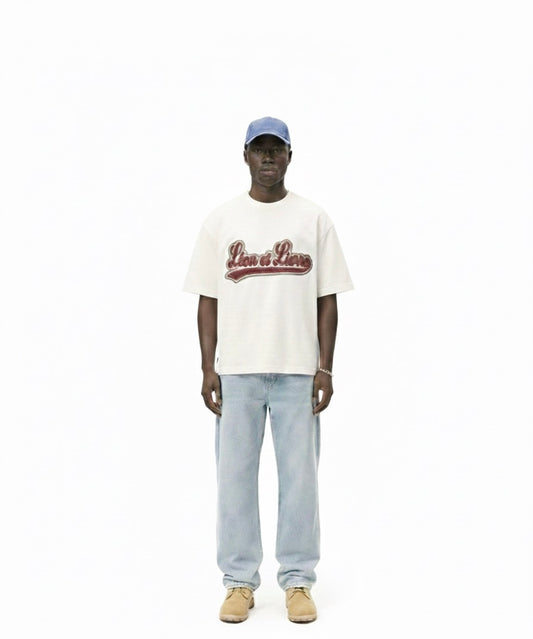 The Léon Baseball Script Tee (Red)